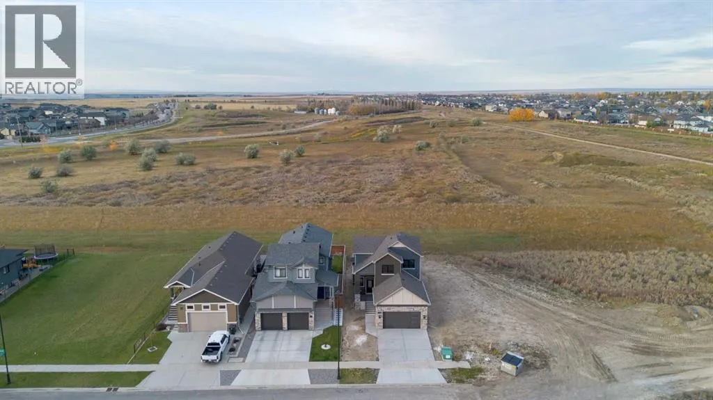 382 Canyon Meadows Road W