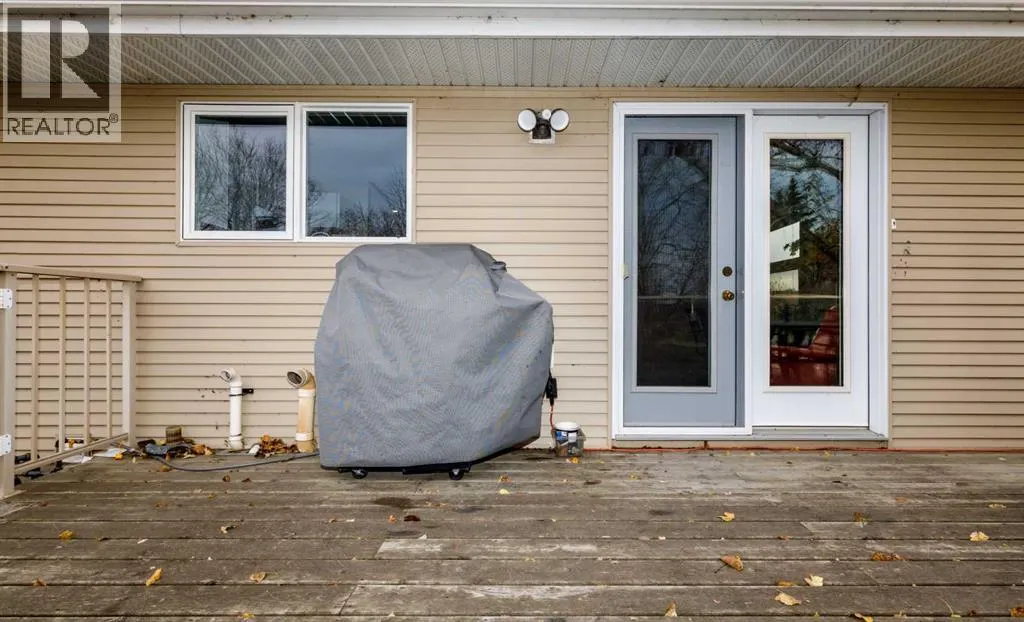 102 Welton Crescent