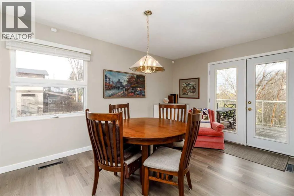 102 Welton Crescent