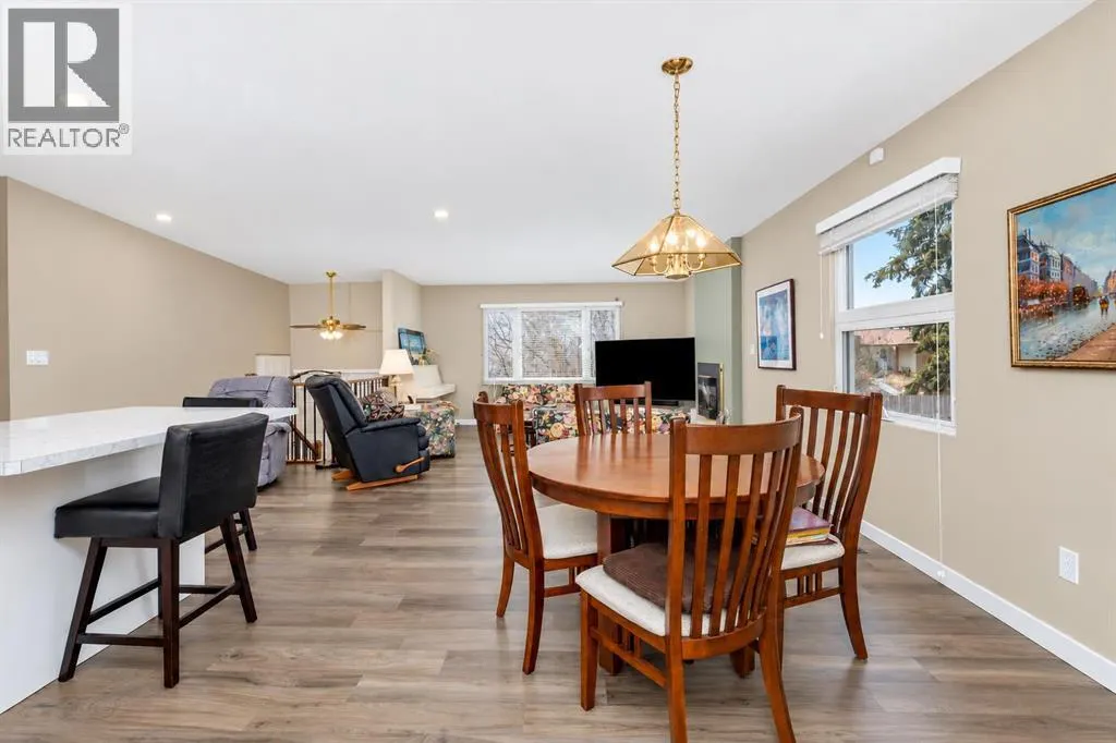 102 Welton Crescent