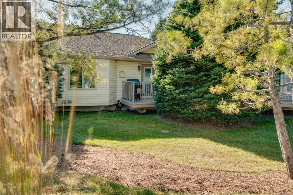 55 Douglas Woods Park SE