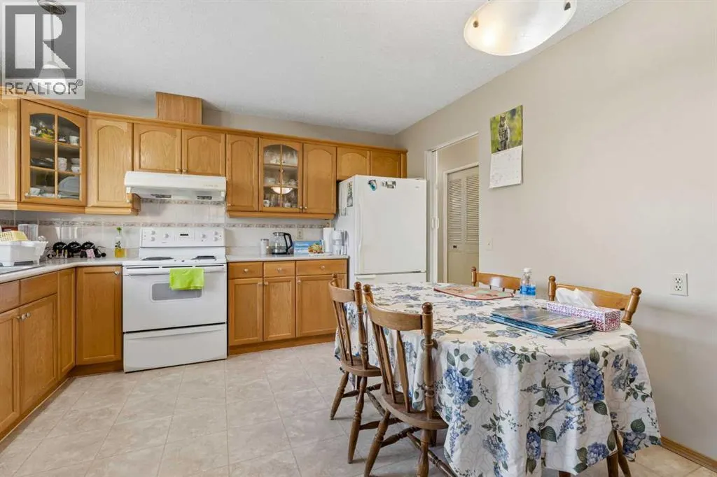 5128 Rundlehorn Drive NE
