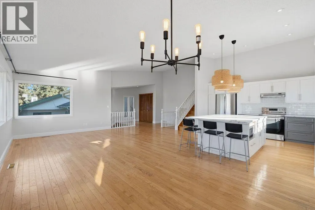 88 Woodfield Drive SW