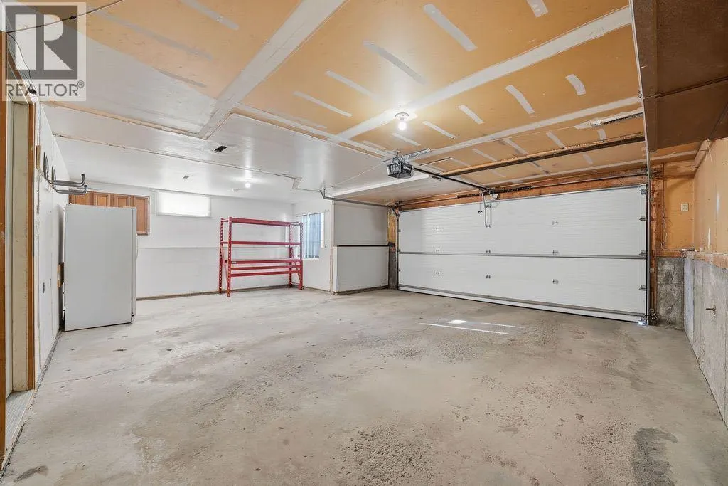 88 Woodfield Drive SW