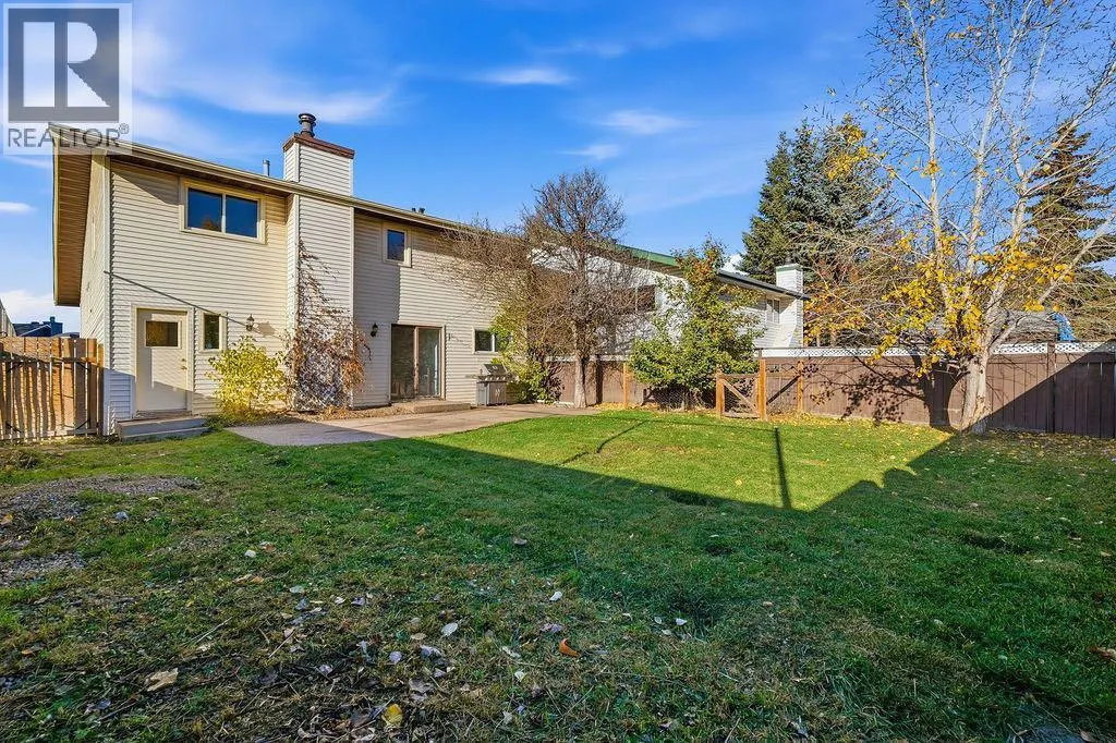 88 Woodfield Drive SW