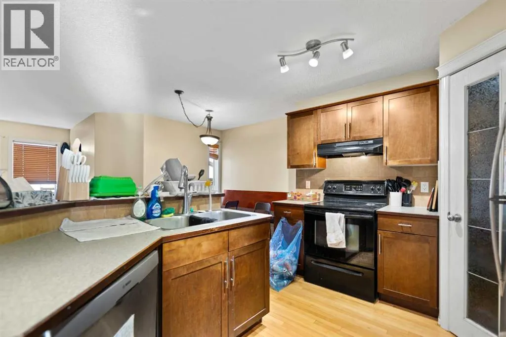 195 Cranberry Close SE