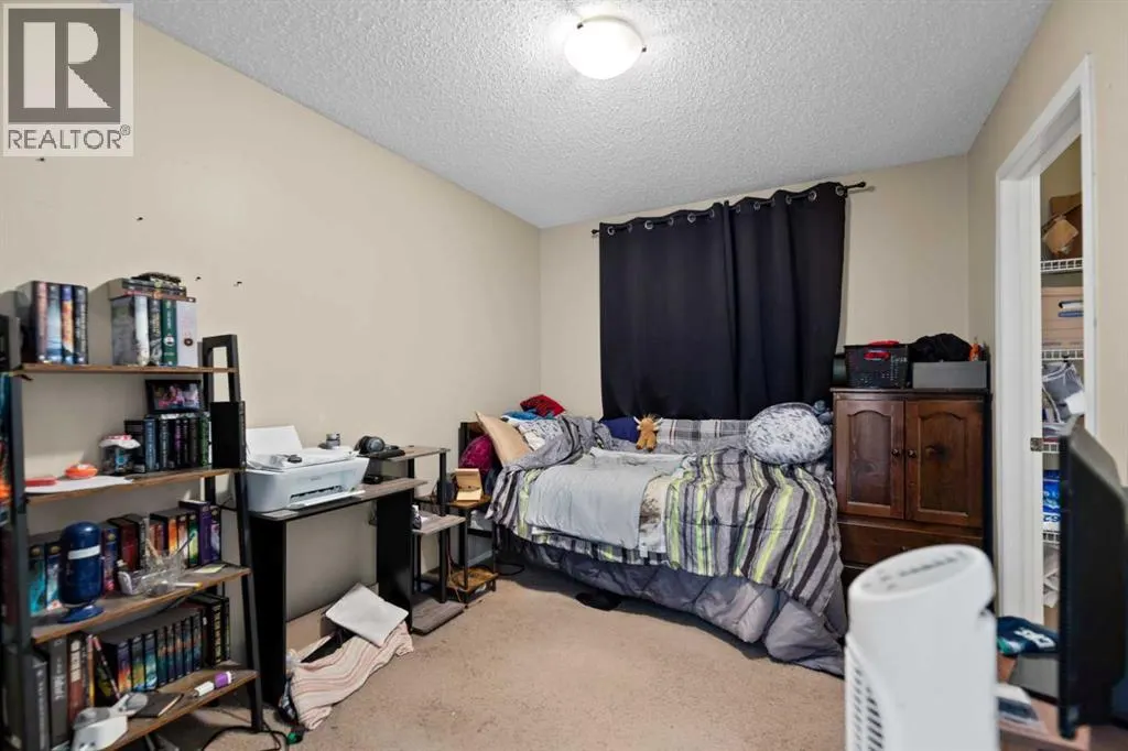 195 Cranberry Close SE