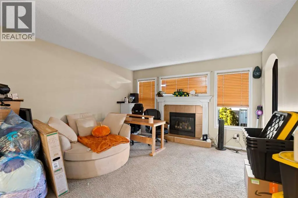 195 Cranberry Close SE