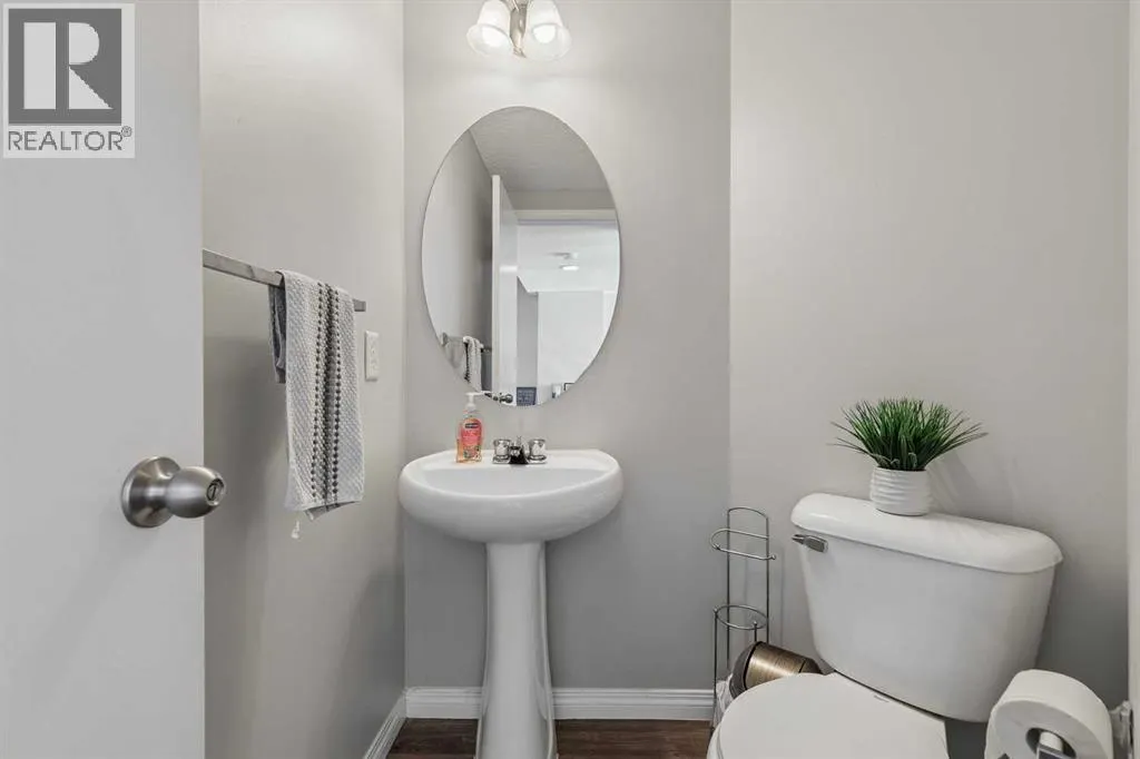 140 Prestwick Villas SE