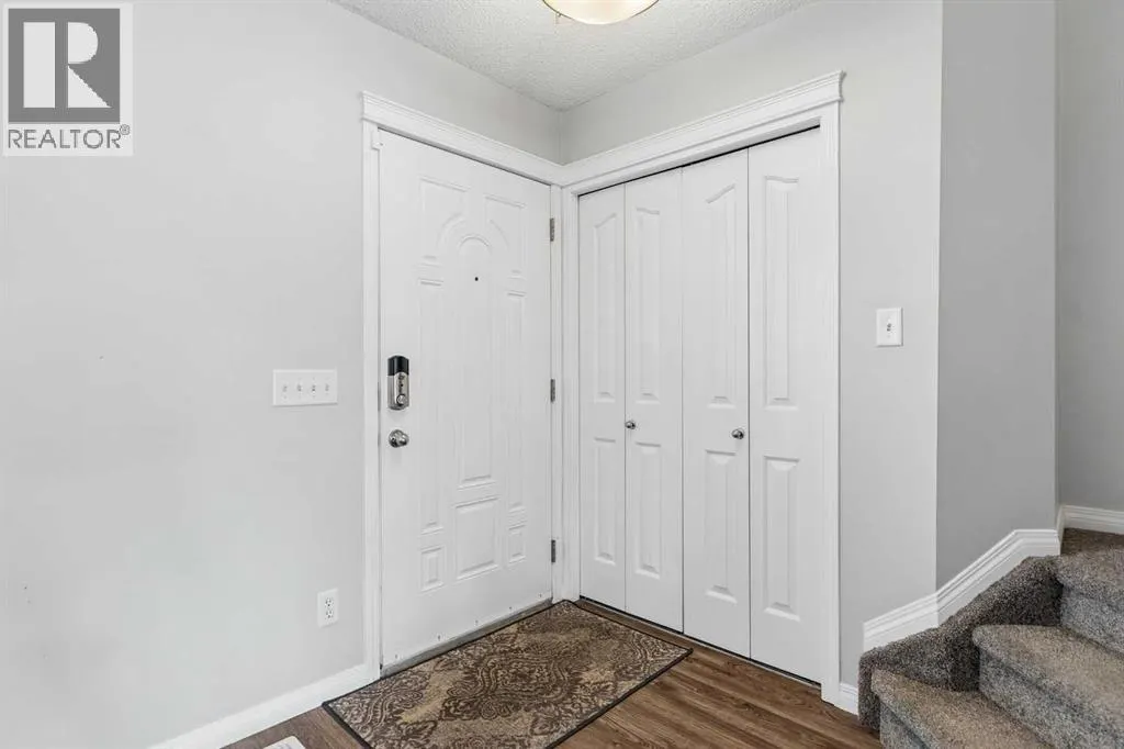 140 Prestwick Villas SE