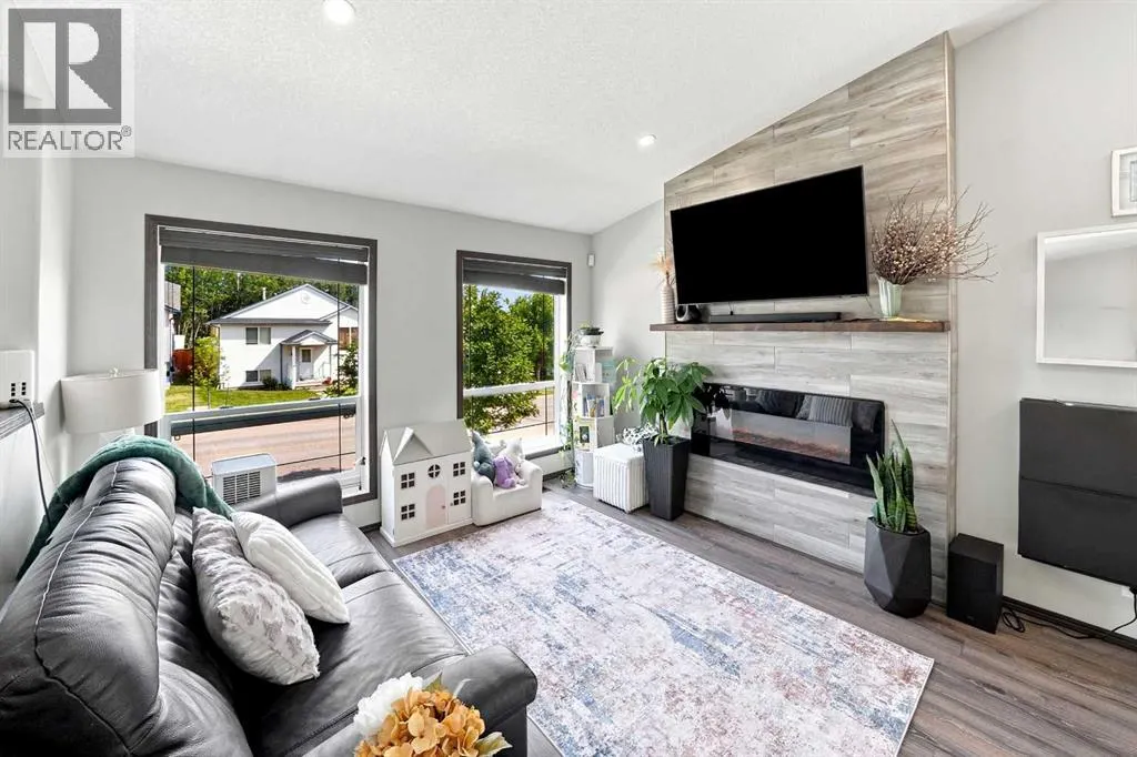 59 Wildrose Drive