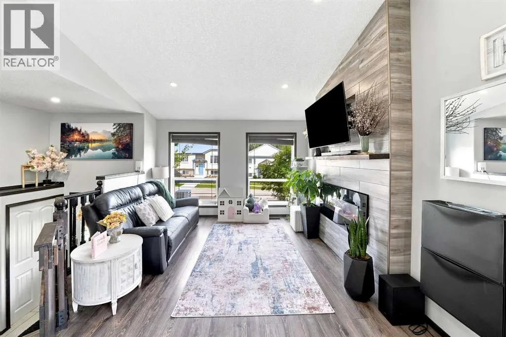 59 Wildrose Drive