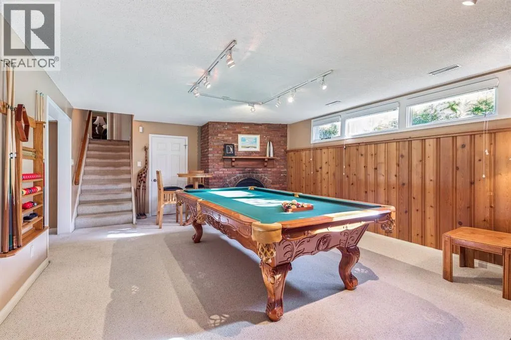 1228 Kerwood Crescent SW