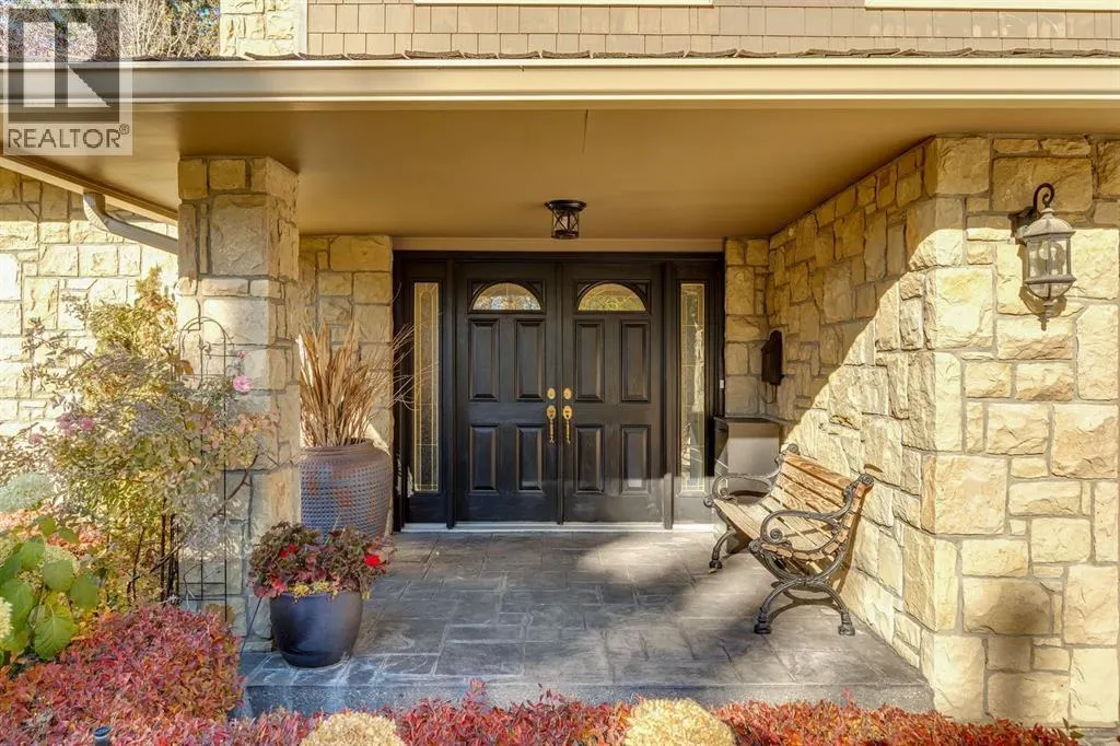 1228 Kerwood Crescent SW