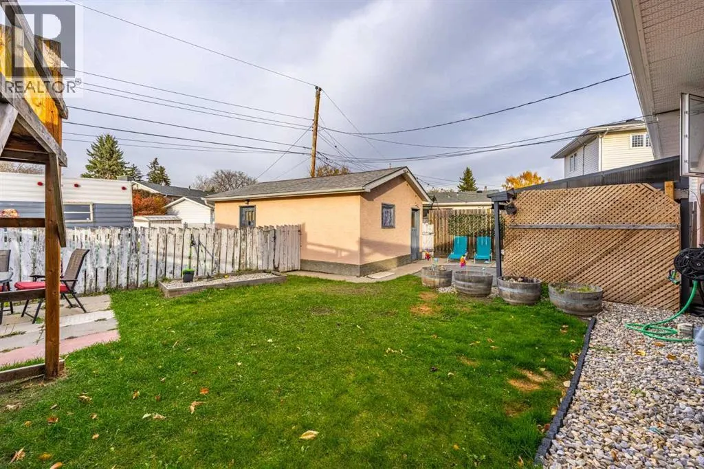 2120 Milne Drive NE