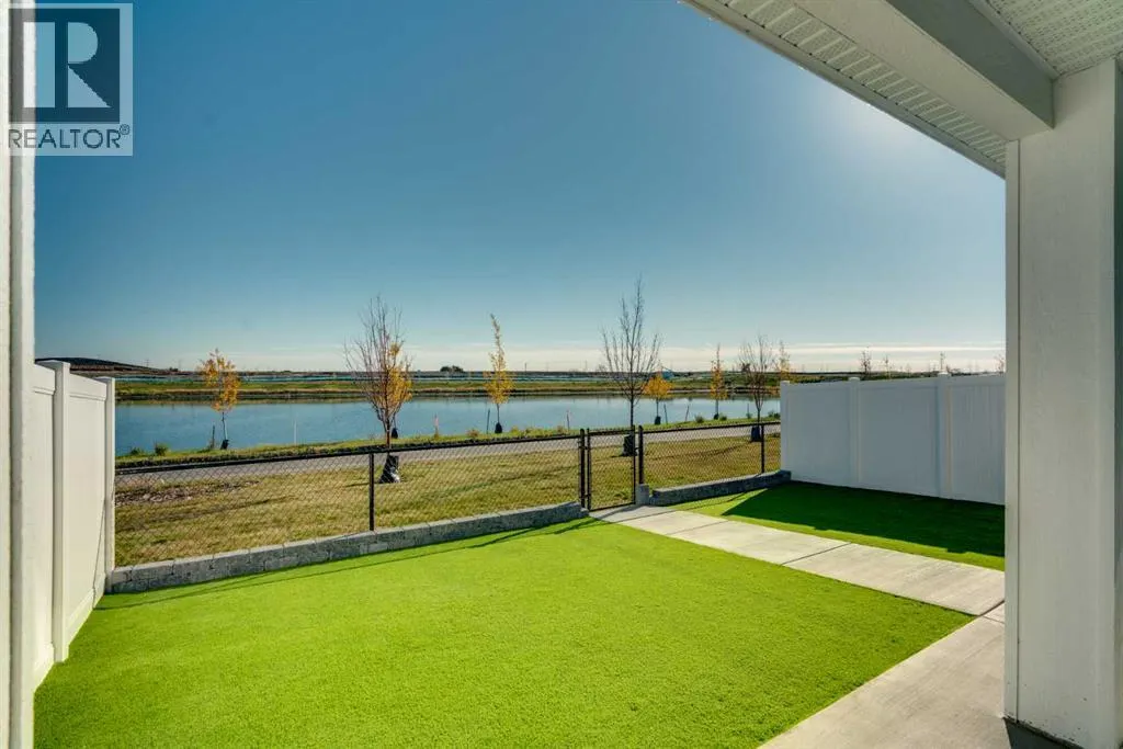 198 Savoy Landing SE