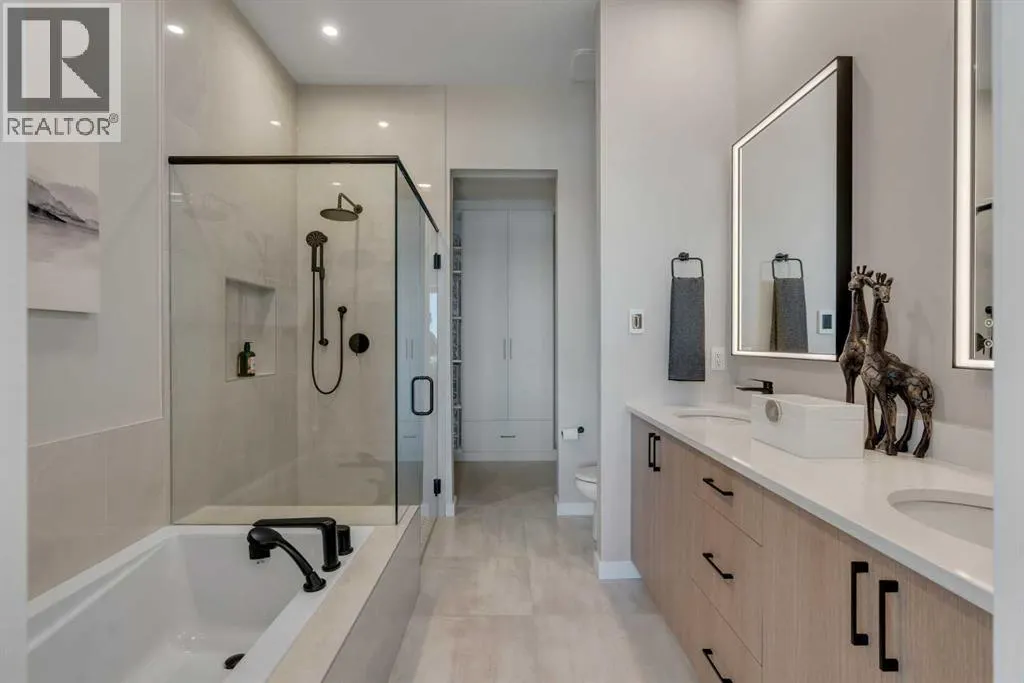 198 Savoy Landing SE