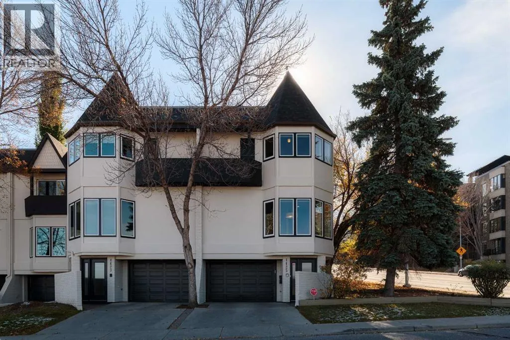 1425 Colborne Crescent SW