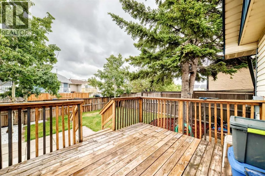 60 Falmere Court NE