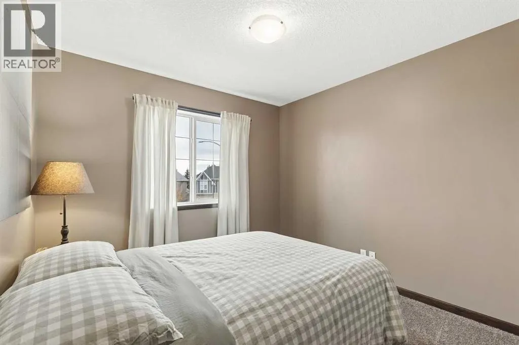 32 Cranarch Bay SE
