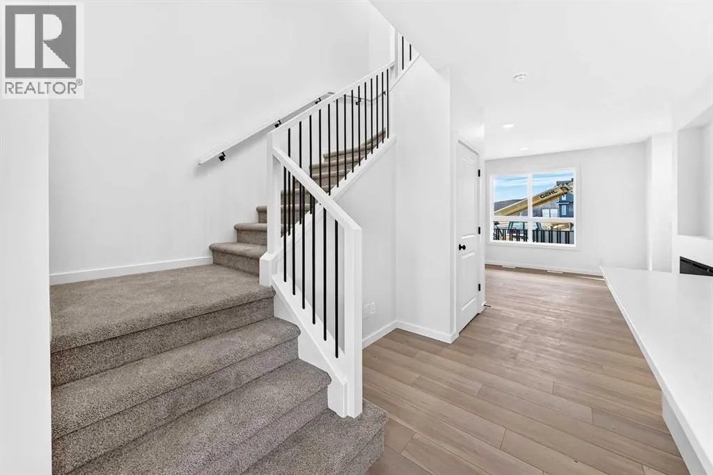 84 Creekside Rise SW