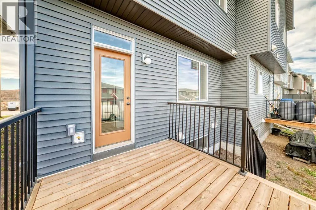 84 Creekside Rise SW