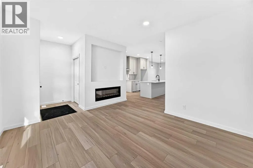 84 Creekside Rise SW