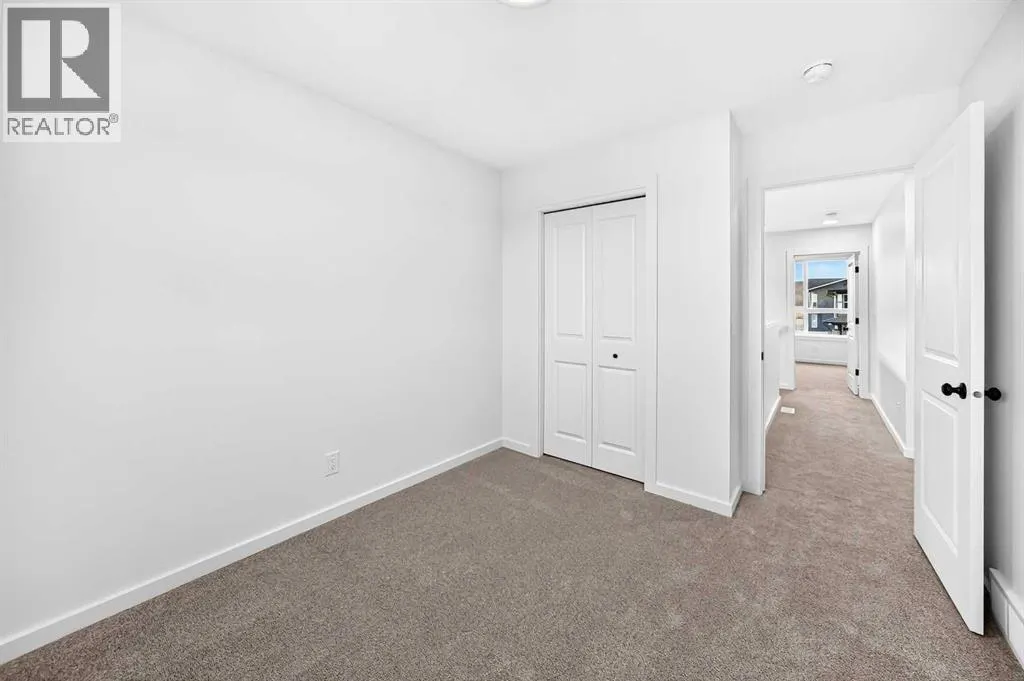 84 Creekside Rise SW
