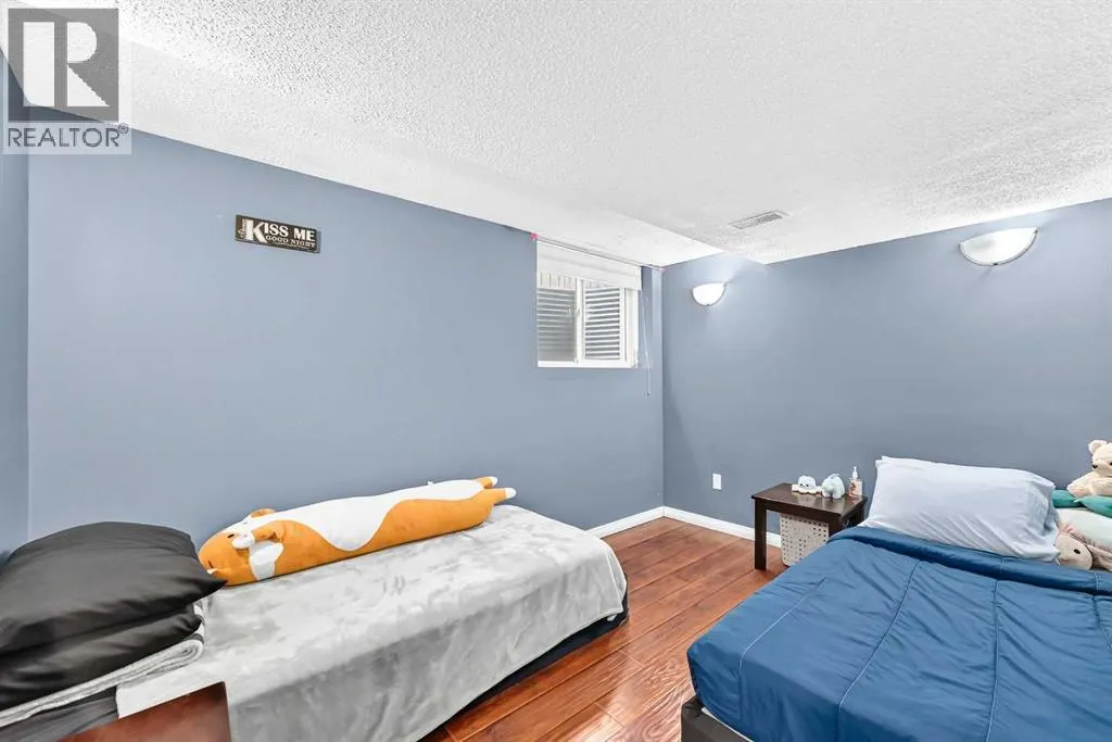 1037 New Brighton Gardens SE