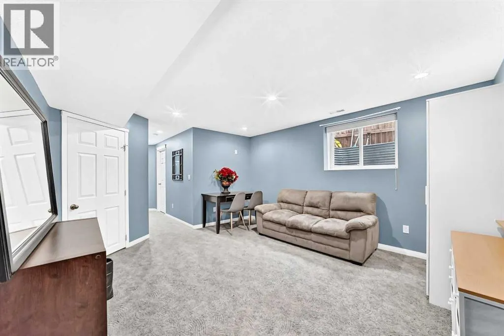 1037 New Brighton Gardens SE