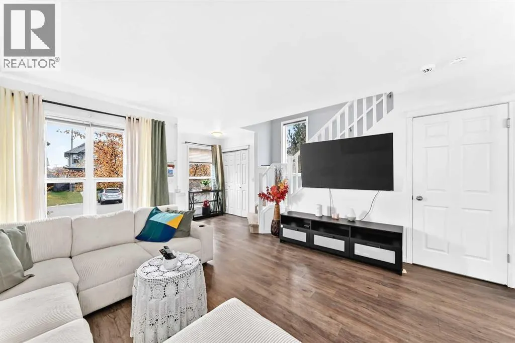 1037 New Brighton Gardens SE