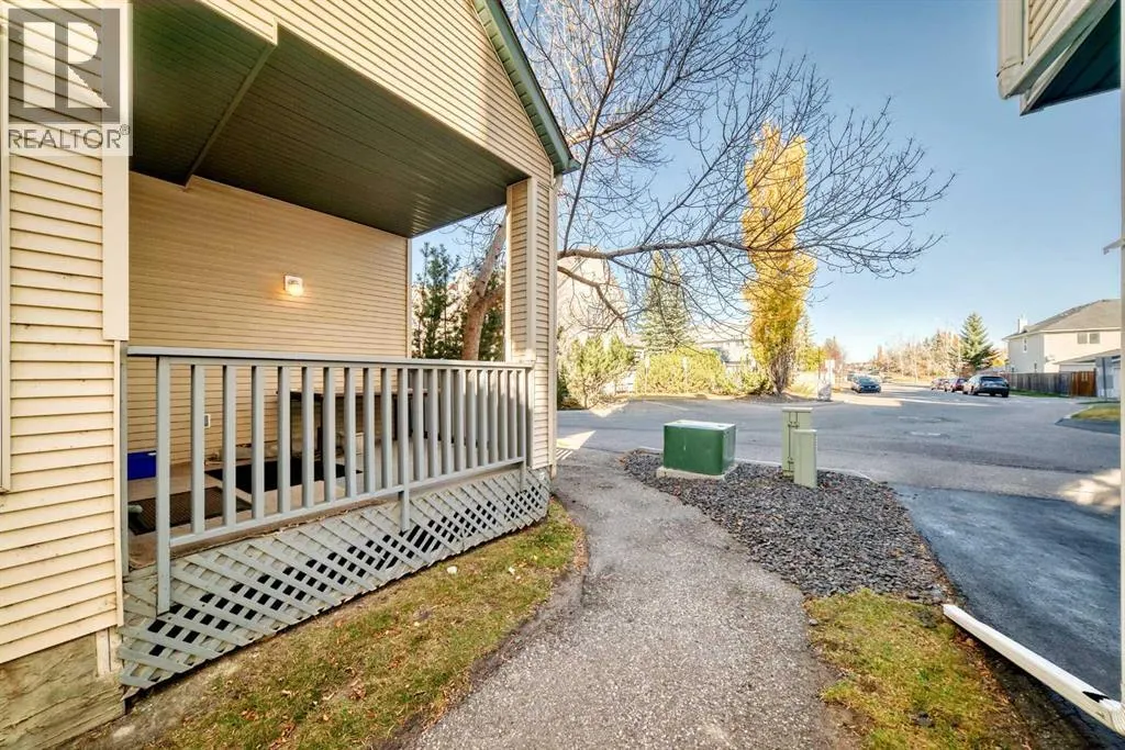 227 Bridlewood View SW