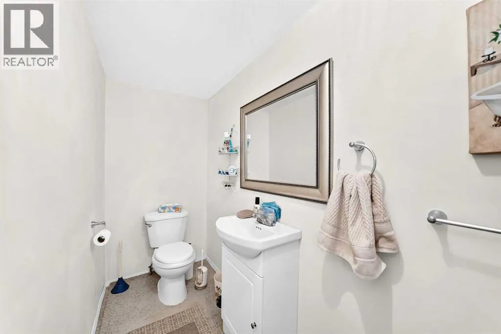 227 Bridlewood View SW