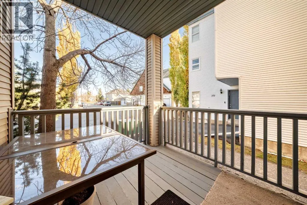 227 Bridlewood View SW