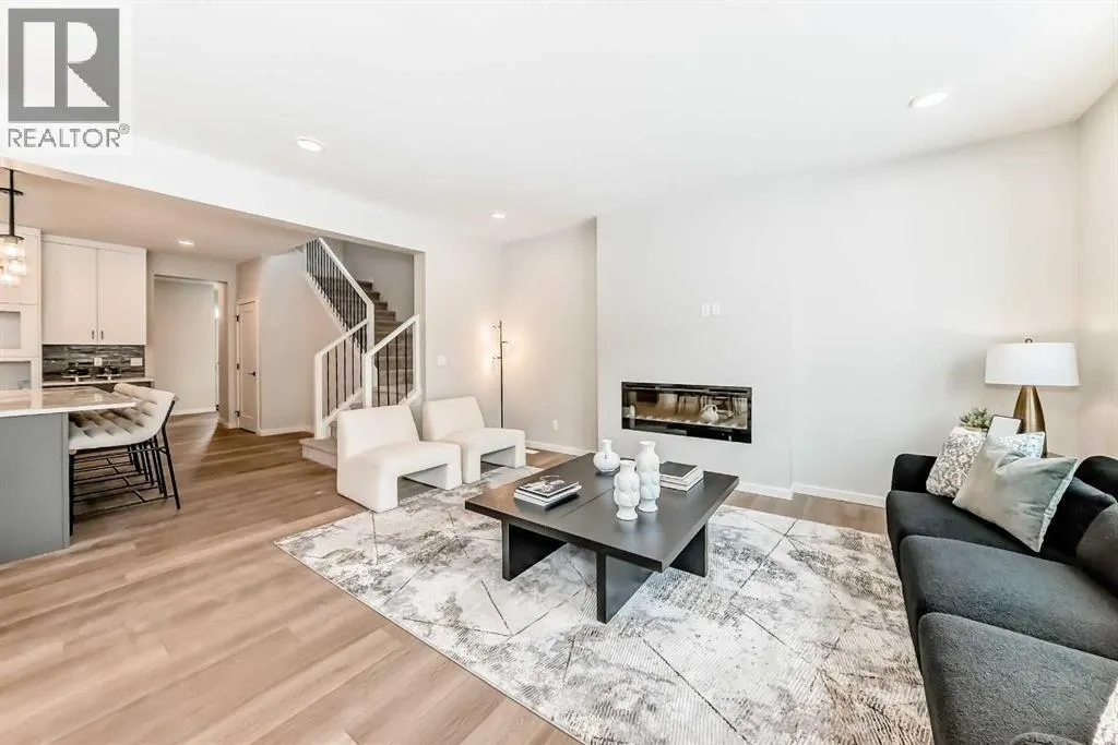 33 Rochester Crescent NW