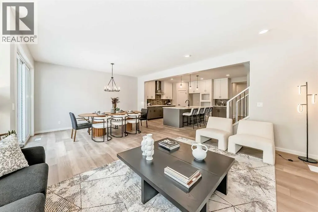 33 Rochester Crescent NW