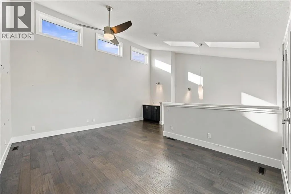 2, 840 McPherson Road NE