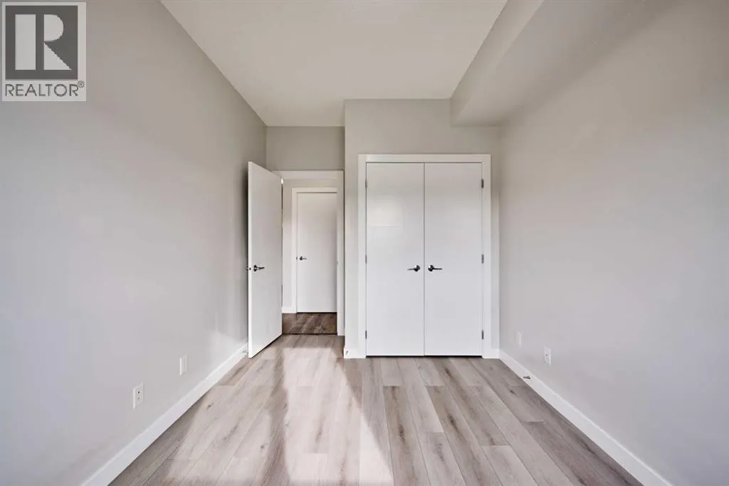 305, 12 Sage Hill Terrace NW