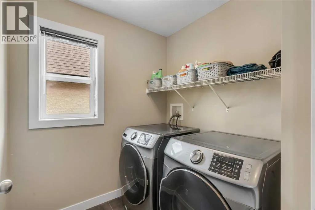 360 Marquis Heights SE