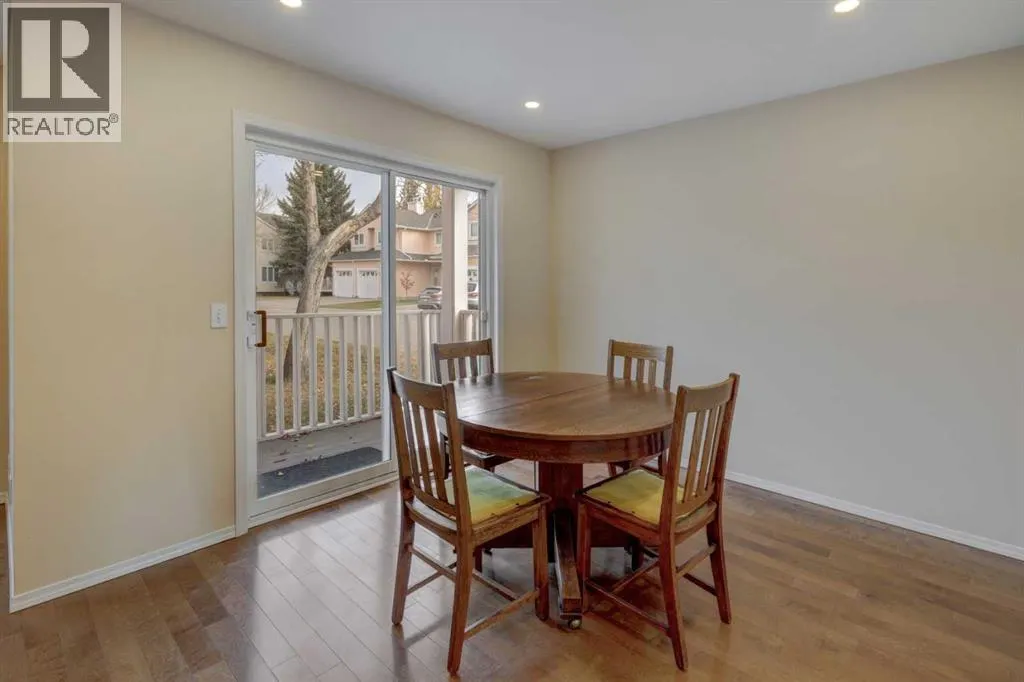 37, 388 Sandarac Drive NW