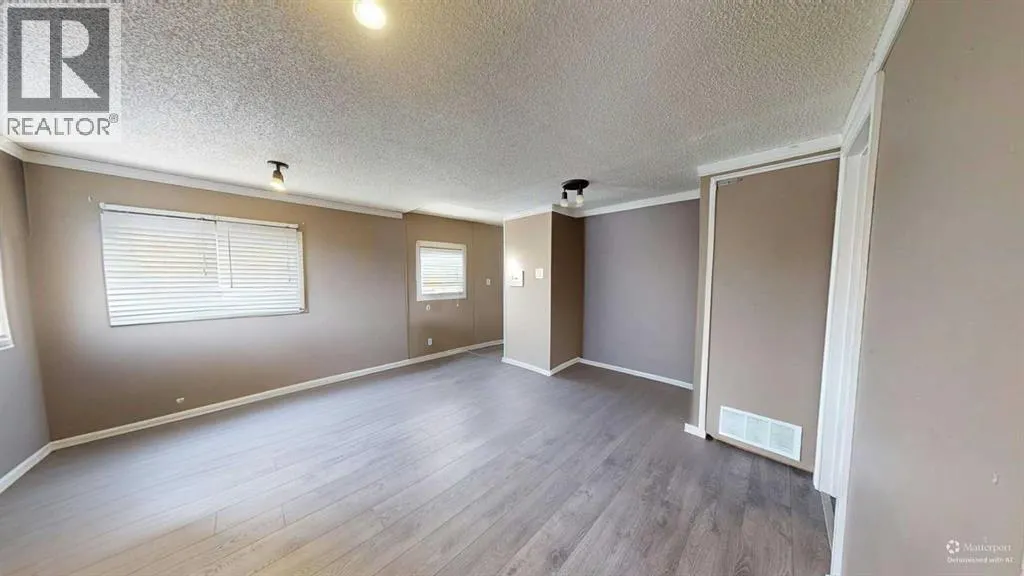 192 Grandview Crescent