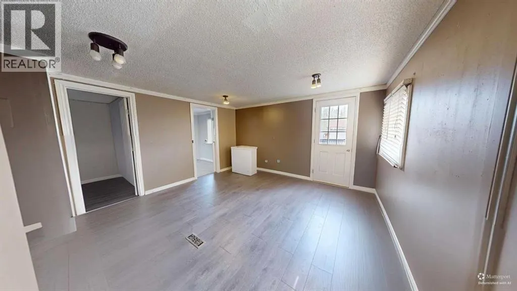 192 Grandview Crescent