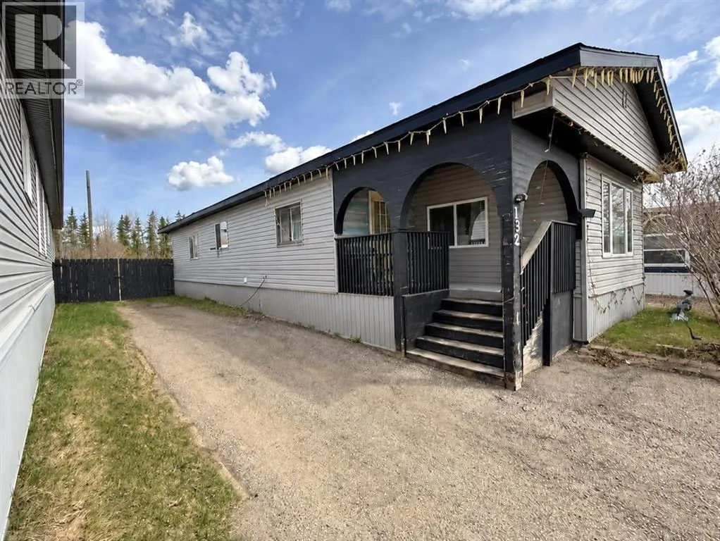 192 Grandview Crescent
