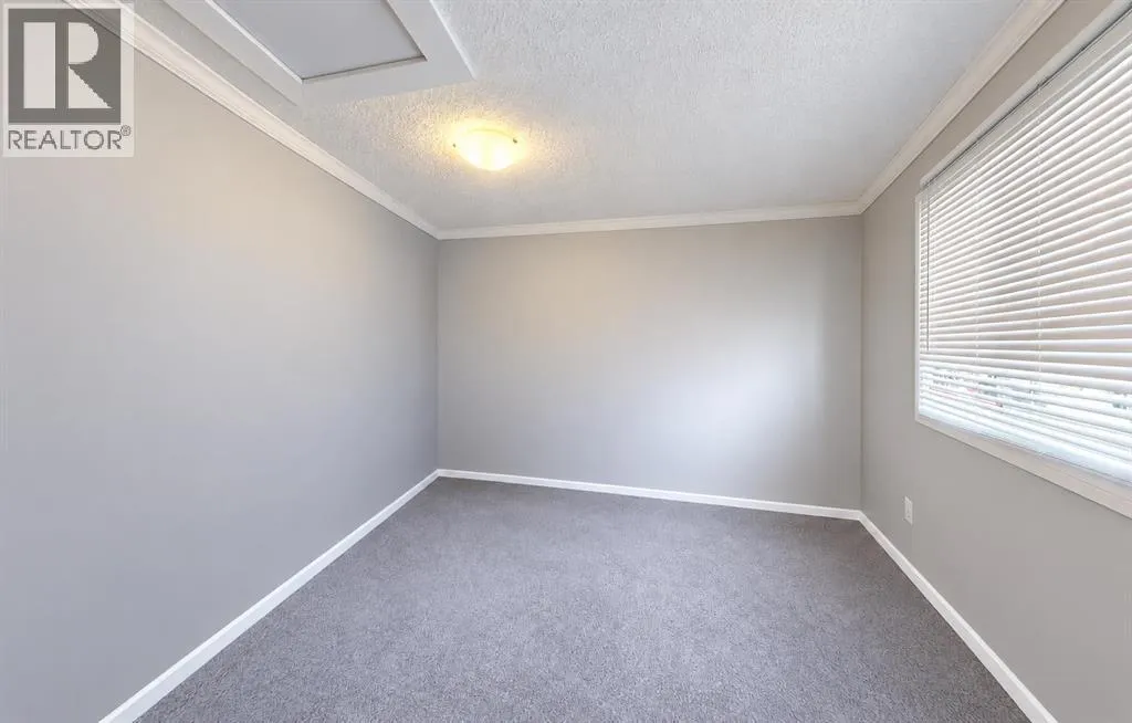 192 Grandview Crescent