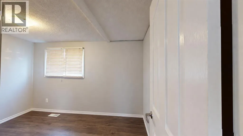 192 Grandview Crescent