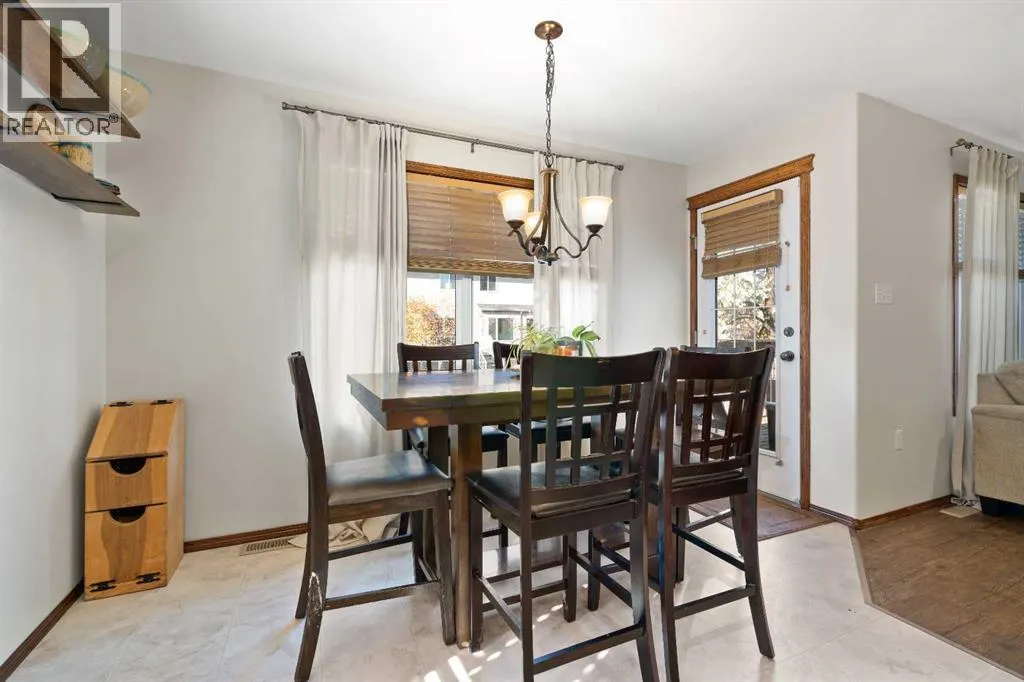 38 Sunrise Road SW