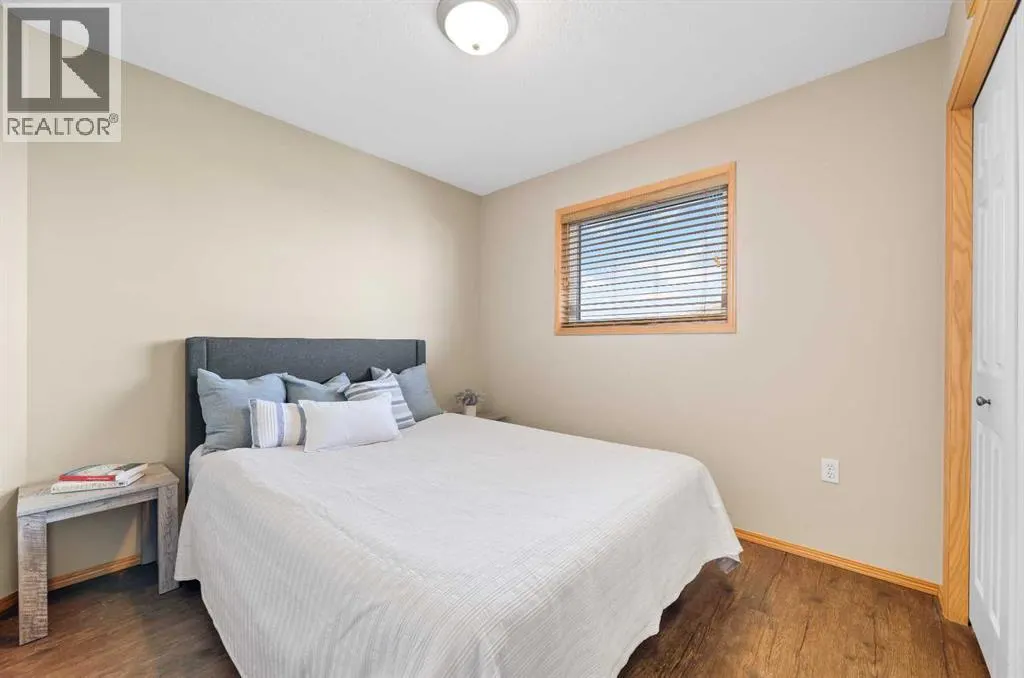 38 Sunrise Road SW