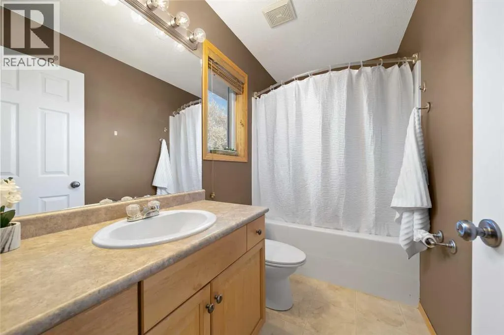 38 Sunrise Road SW