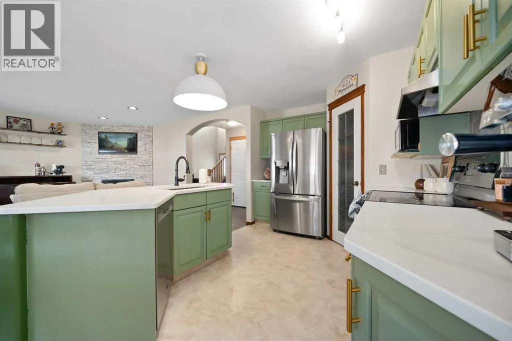 38 Sunrise Road SW