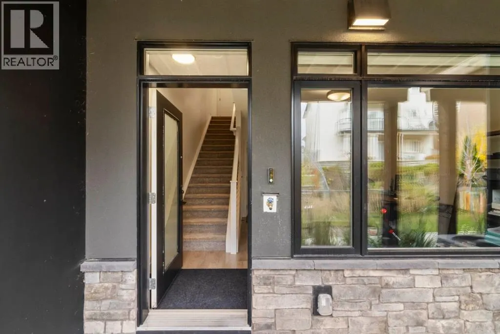 52 Royal Elm Green NW